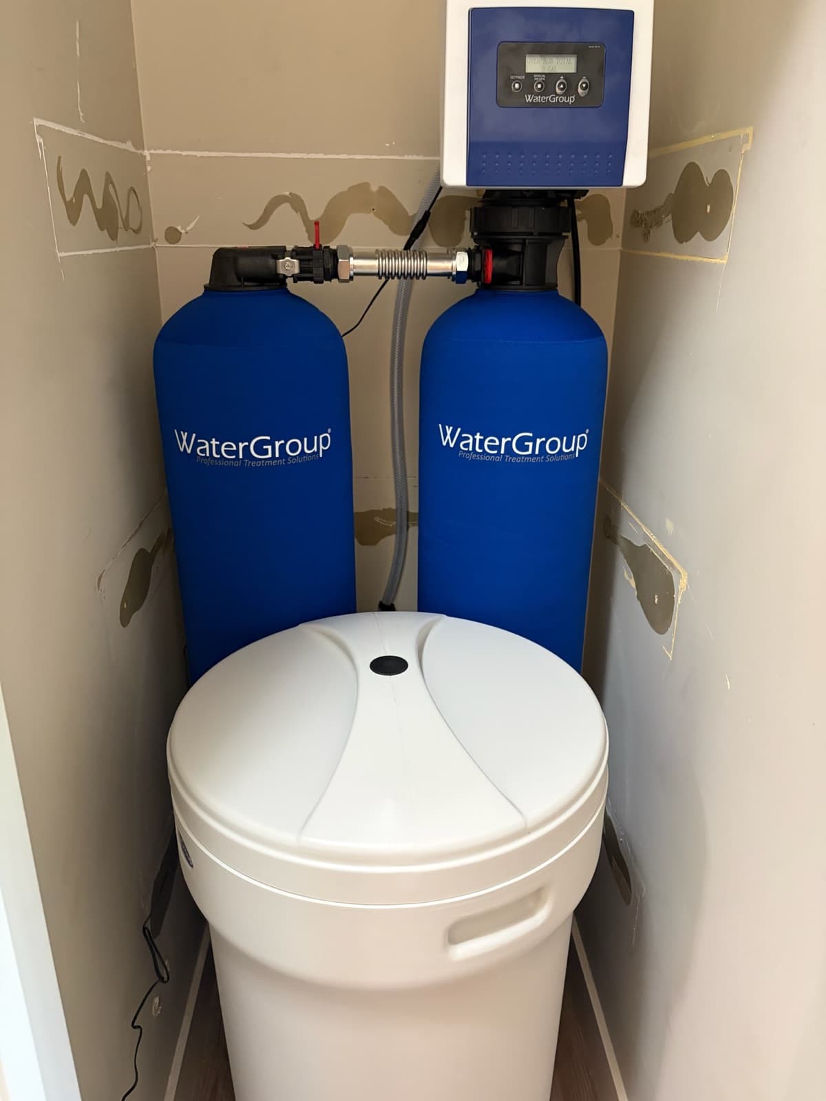 Whole-home water softener & filtration